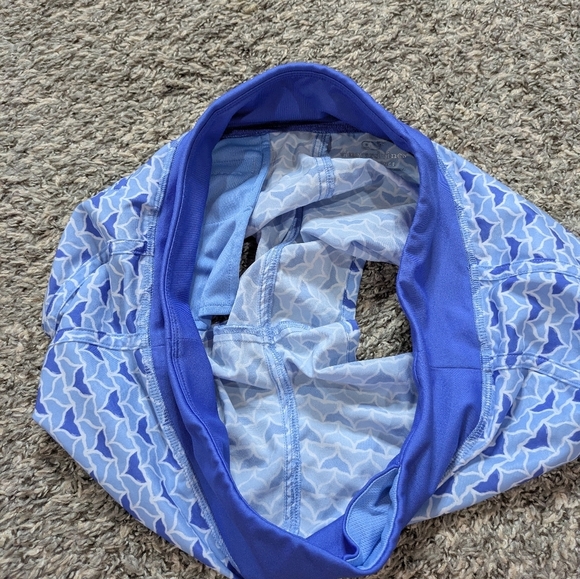 Vineyard Vines Blue Whale Tale Swim Shorts S - Picture 8 of 9